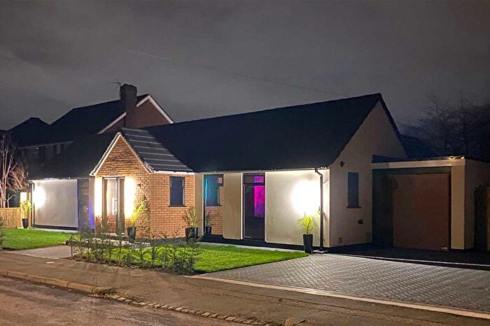 3 Bedroom Detached Bungalow For Sale In Water Street, Chase Terrace, Burntwood, WS7