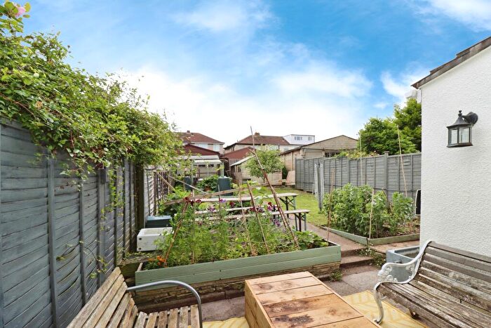 3 Bedroom End Of Terrace House For Sale In Mackie Road, Filton, Bristol, Gloucestershire, BS34