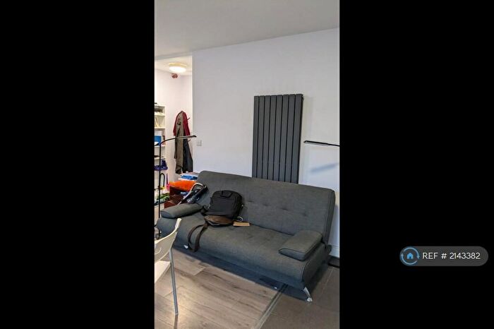 1 Bedroom Flat To Rent In Bryantwood Road, London, N7