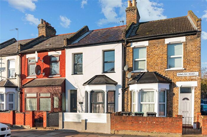 3 Bedroom Terraced House For Sale In Dawlish Road, London, N17