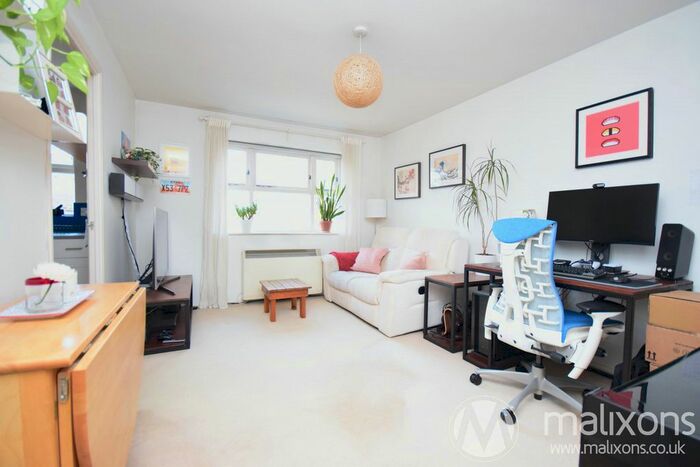 1 Bedroom Flat To Rent In Henry Doulton Drive, London, SW17