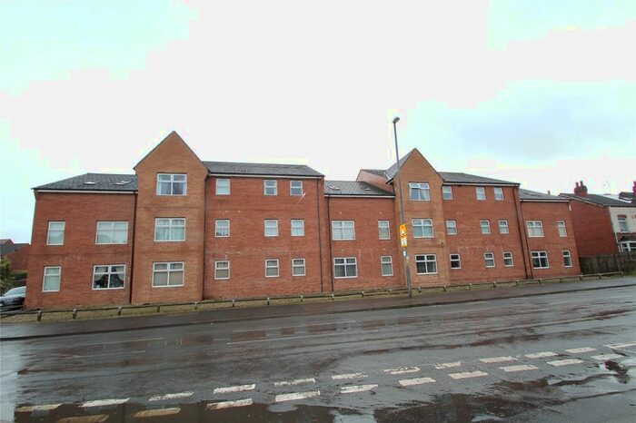 2 Bedroom Flat To Rent In James Court, Hemsworth, Pontefract, WF9