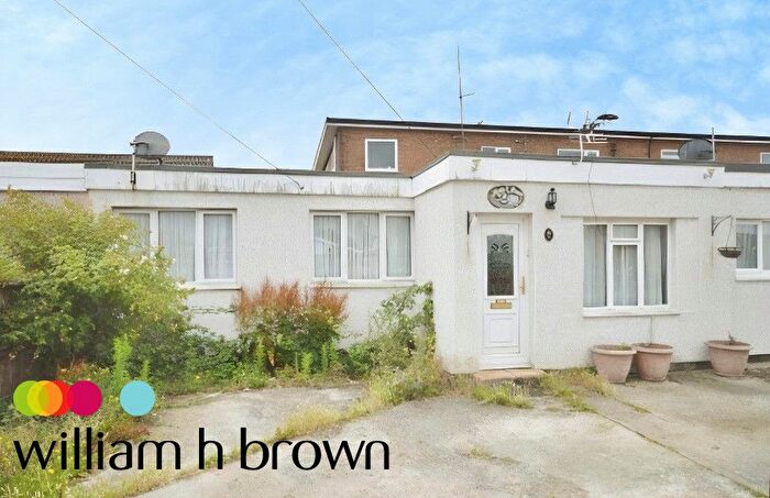 2 Bedroom Bungalow To Rent In Yew Way, Jaywick, Clacton-On-Sea, CO15