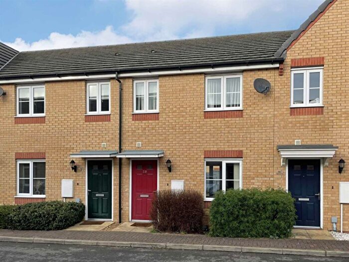 3 Bedroom Terraced House To Rent In Brooklands Way, Bourne, PE10