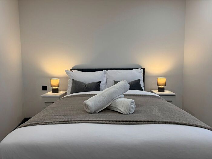1 Bedroom Flat To Rent In Majestic House, Shenley Road, WD6