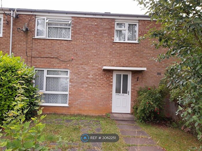 3 Bedroom Terraced House To Rent In York Road, Stevenage, SG1
