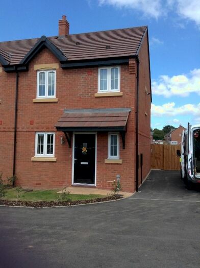 3 Bedroom Semi-Detached House To Rent In Barley Close, Stratford-Upon-Avon, CV37