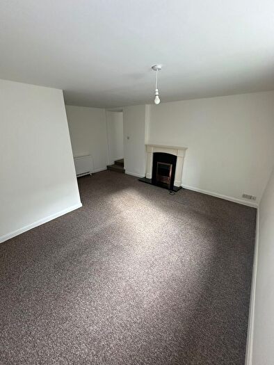 3 Bedroom Flat To Rent In St. James Road, Torquay, TQ1