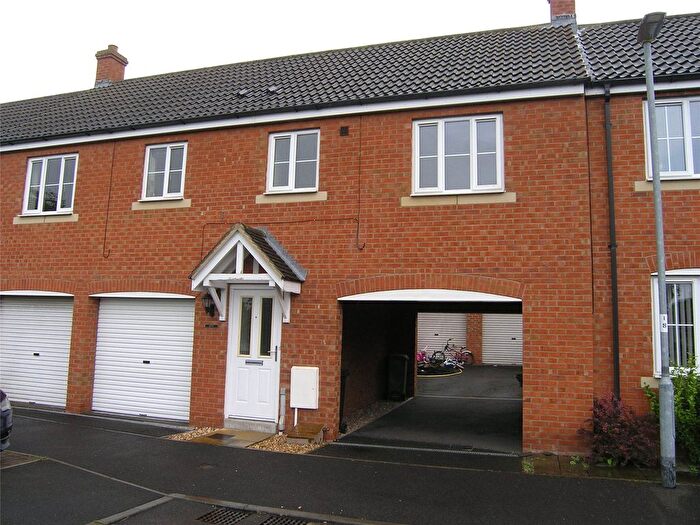2 Bedroom Flat To Rent In Standish Street, Bridgwater, Somerset, TA6