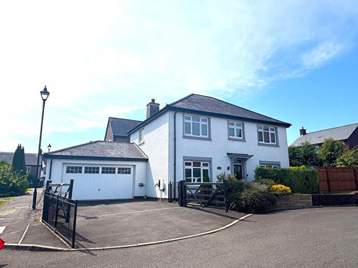 4 Bedroom Detached House For Sale In Croesonen Gardens, Abergavenny, NP7