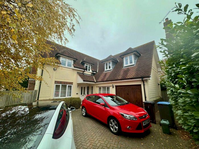 4 Bedroom Property To Rent In The Robins, Harlow, Essex, CM17