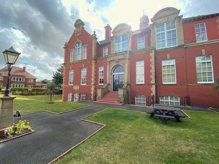 1 Bedroom Flat To Rent In College Court, St. Annes, Lancashire, FY8