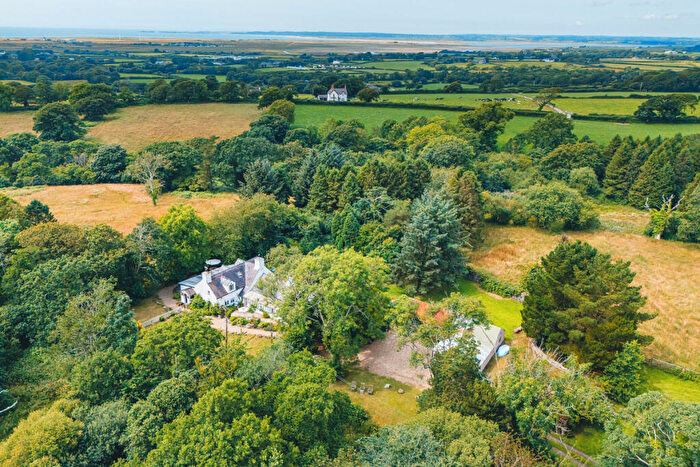 4 Bedroom Character Property For Sale In Llandwrog, Gwynedd, LL54