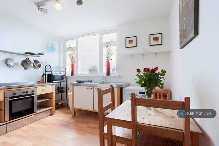 2 Bedroom Flat To Rent In King Street, Aberdeen, AB24