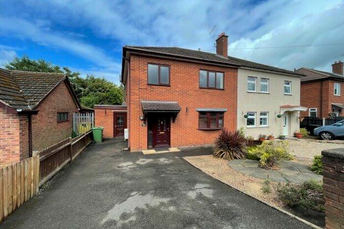 3 Bedroom Property To Rent In Sedgley Hall Avenue, Dudley, DY3
