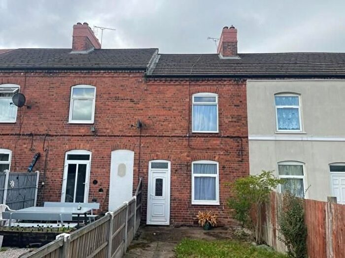 3 Bedroom Terraced House For Sale In Sherwood Drive, Shirebrook, NG20