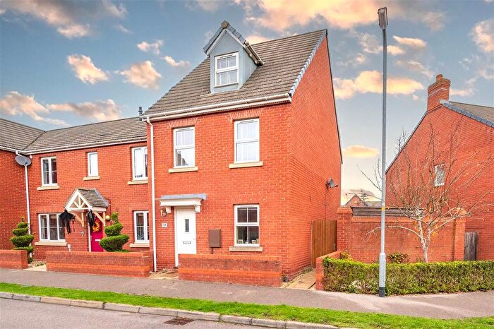 3 Bedroom Property For Sale In Rowan Close, Desborough, Kettering, NN14