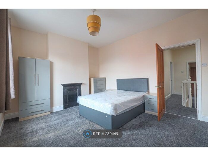 3 Bedroom End Of Terrace House To Rent In School Road, Stretford, Manchester, M32