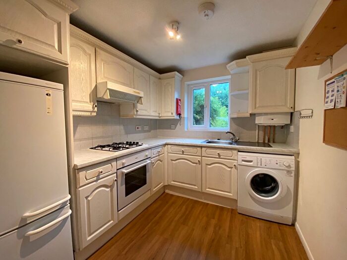 3 Bedroom Semi-Detached House To Rent In Leigh Hunt Drive, Leigh Hunt Drive, Southgate, London, N14