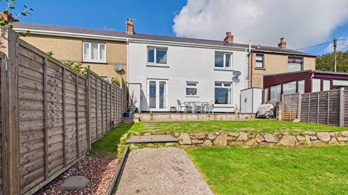 4 Bedroom Terraced House For Sale In The Carn, Newlyn, TR18