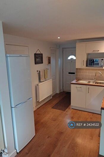 1 Bedroom Maisonette To Rent In Cairngorm Close, Basingstoke, RG22