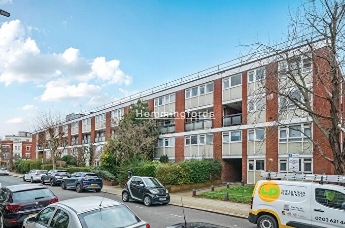 3 Bedroom Property For Sale In Rosenau Road, London, SW11