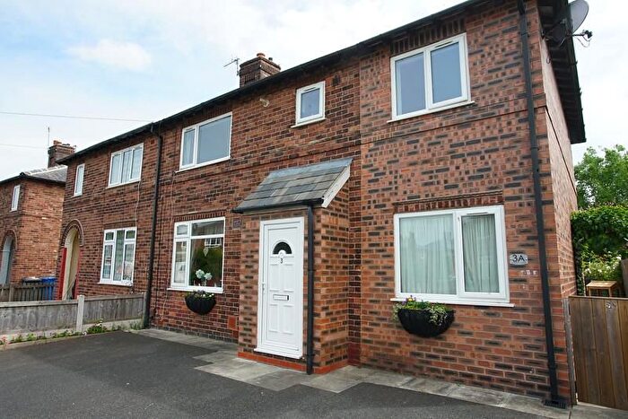 2 Bedroom Flat To Rent In Bowman Avenue, Warrington, WA4