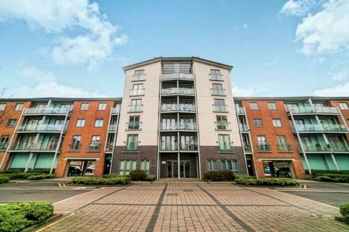 2 Bedroom Apartment To Rent In Willbrook House, Gateshead Quays, NE8