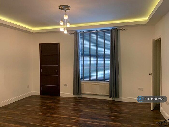 3 Bedroom Flat To Rent In Inverurie Road, Bucksburn, Aberdeen, AB21