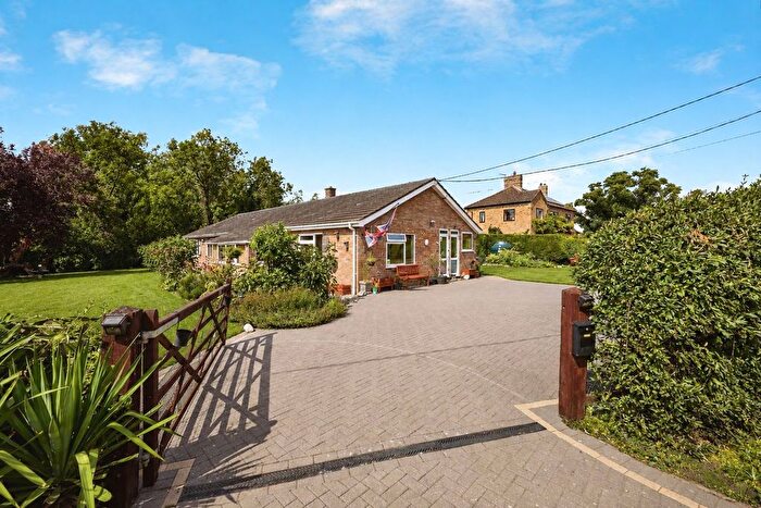 4 Bedroom Detached Bungalow For Sale In White House Road, Little Ouse, Ely, CB7