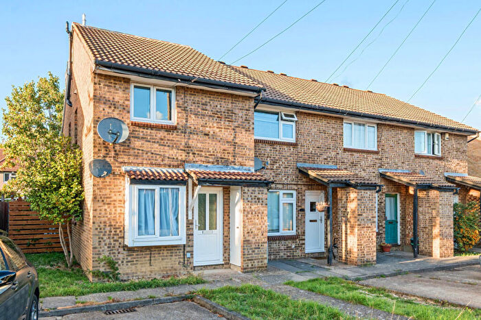 1 Bedroom Terraced House For Sale In Shirley Crescent, Beckenham, BR3