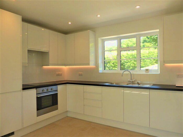 2 Bedroom House To Rent In Ridge Road -, P16