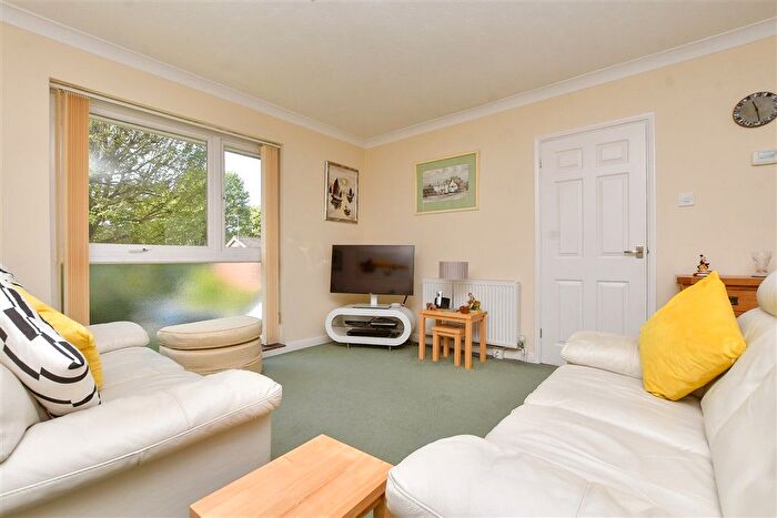 2 Bedroom Flat For Sale In Griffin Way, Bookham, Leatherhead, Surrey, KT23