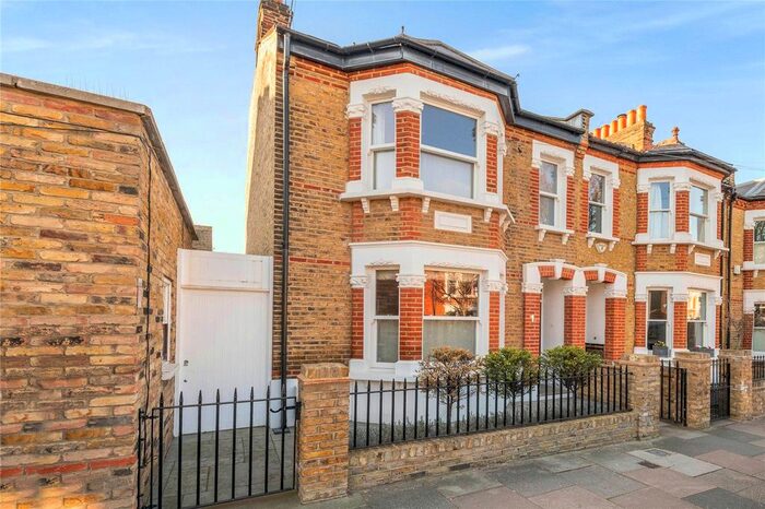 4 Bedroom End Of Terrace House To Rent In Rotherwood Road, London, SW15