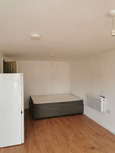 1 Bedroom Studio To Rent In St Peters Road, Edmonton, N9