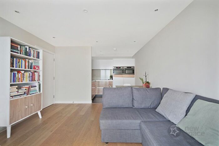 1 Bedroom Flat To Rent In Hoxton Wharf, Wiltshire Row, Hoxton, N1