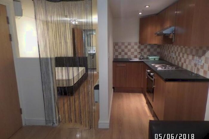 1 Bedroom Studio To Rent In Broadway, Roath, Cardiff, CF24