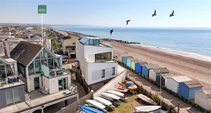 4 Bedroom Detached House For Sale In Shopsdam Road, Lancing, West Sussex, BN15