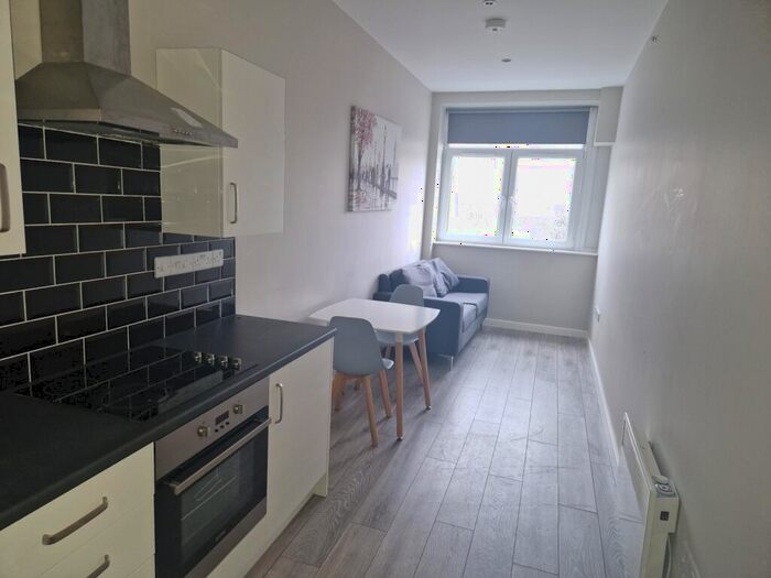 1 Bedroom Flat To Rent In City Exchange, Hall Ings, Bradford, Yorkshire, BD1