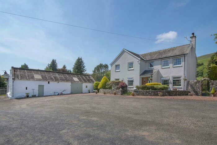 4 Bedroom Detached House For Sale In Middlehall Park, Muckhart, FK14