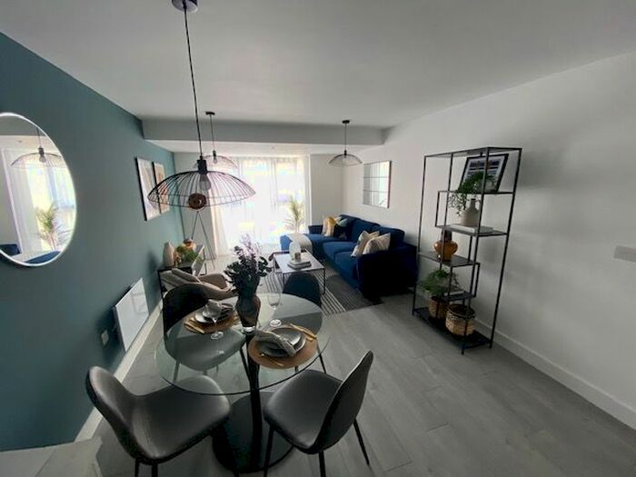 1 Bedroom Flat To Rent In Marlowes, Hemel Hempstead, HP1