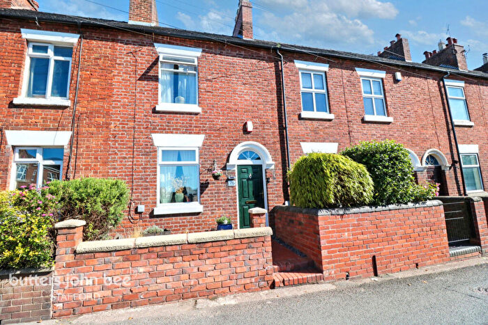 3 Bedroom Terraced House For Sale In Station Road, Stone, ST15