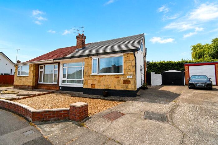 3 Bedroom Semi-Detached House For Sale In Ambleside Close, Thingwall, Wirral, CH61