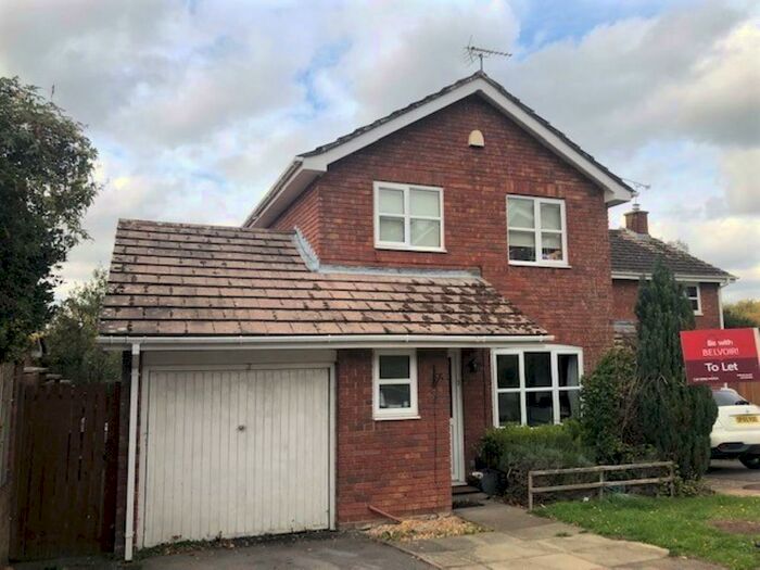 3 Bedroom Detached House To Rent In Wesley Road, Kings Worthy, SO23