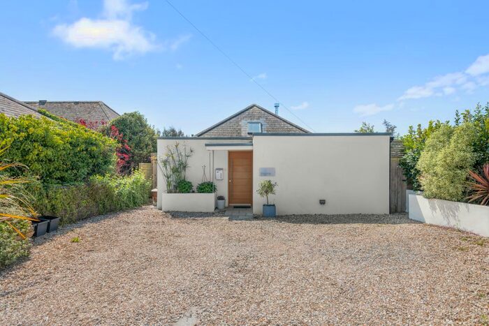 3 Bedroom Detached Bungalow For Sale In West Charleton, Kingsbridge, TQ7