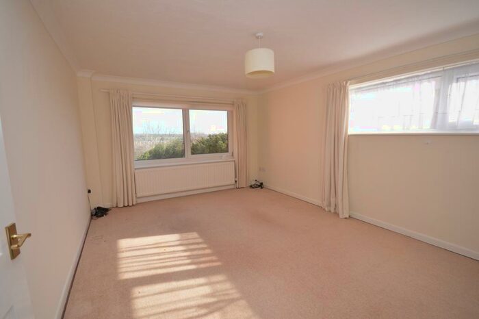 2 Bedroom Flat To Rent In Madrisa Court, New Street, Lymington, Hampshire, SO41
