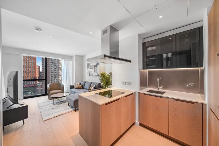 1 Bedroom Flat To Rent In Nine Elms Lane, London, SW8