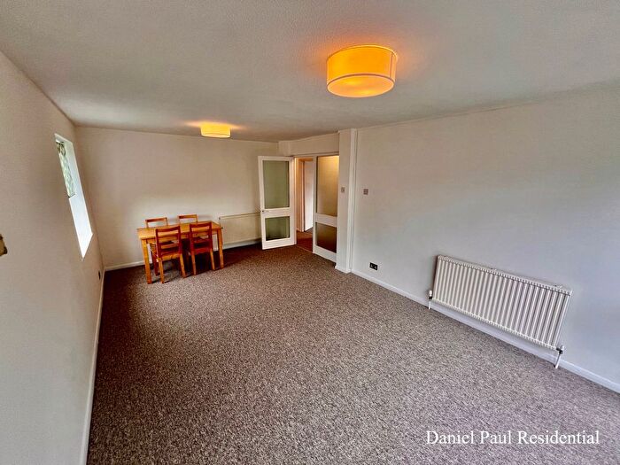 2 Bedroom Flat To Rent In Balmain Close, London, W5