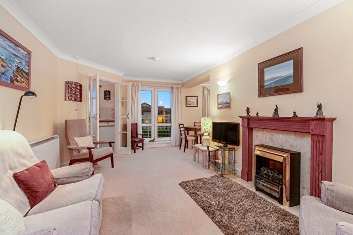 1 Bedroom Flat For Sale In / West Savile Terrace, Blackford, Edinburgh, EH9