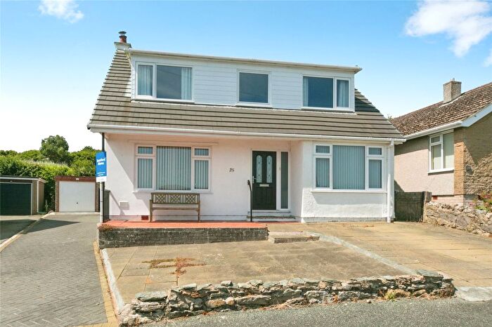 4 Bedroom Detached House For Sale In Fern Hill, Benllech, Isle Of Anglesey, LL74